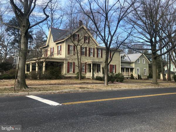 203 KINGS HWY W, Haddonfield, NJ 08033