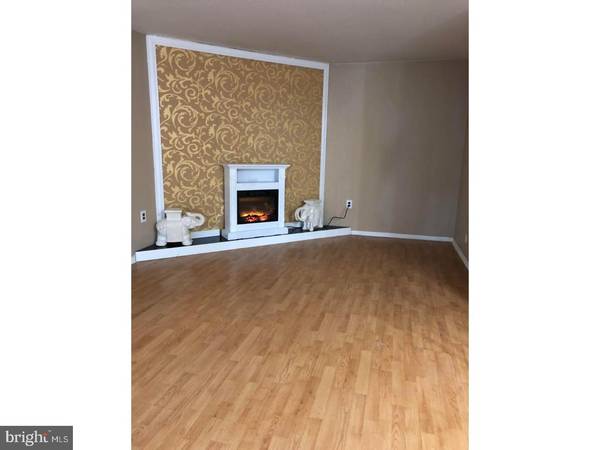 Lindenwold, NJ 08021,404 TIMBER CREEK