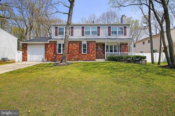 38 WOODSHIRE DR, Sicklerville, NJ 08081