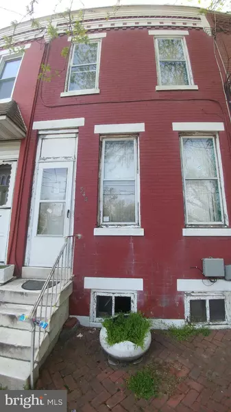 544 TRENTON AVE, Camden, NJ 08103