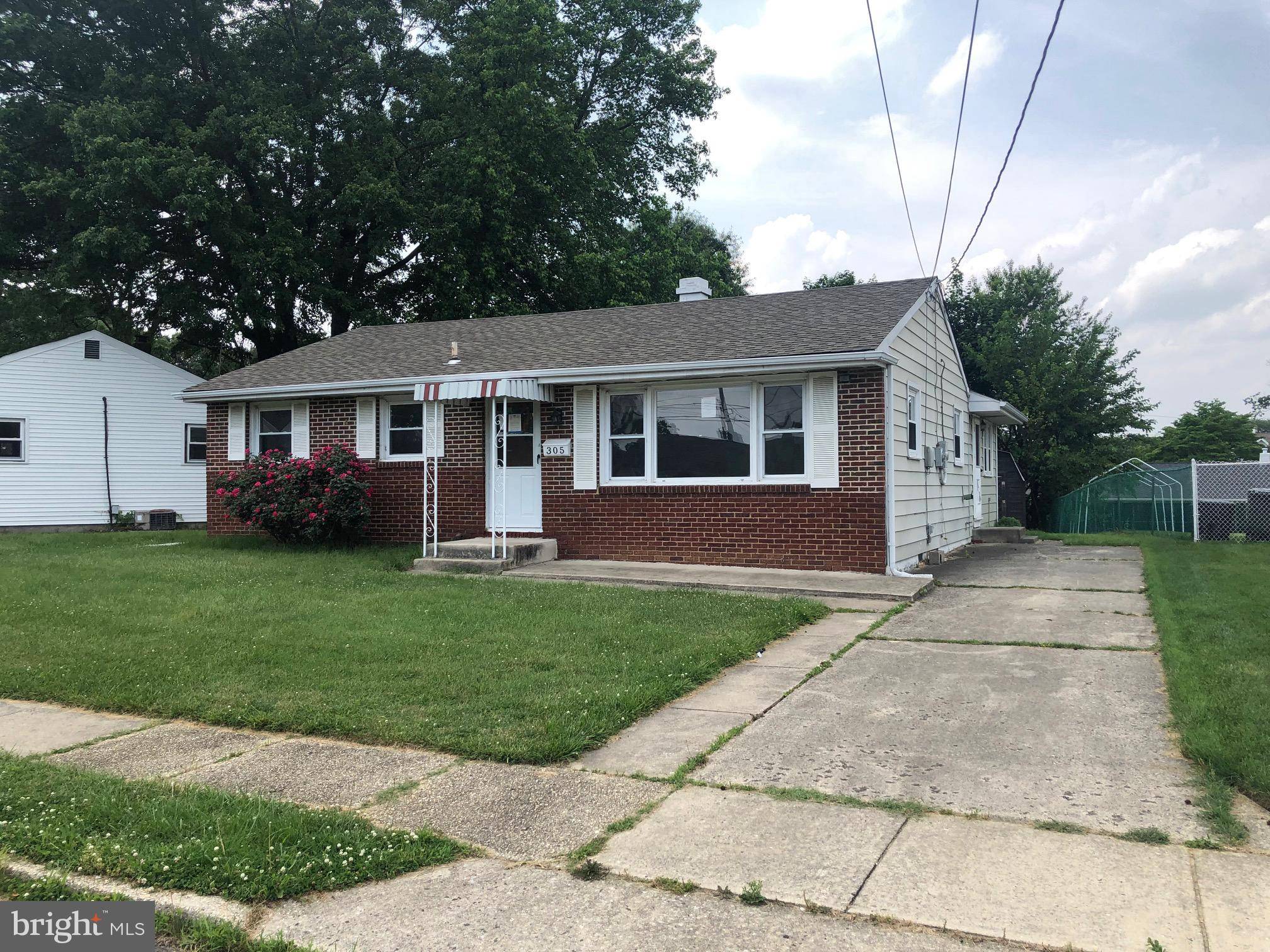 Bellmawr, NJ 08031,305 1ST AVE
