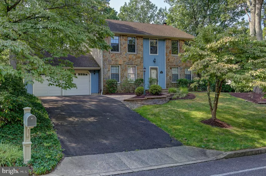 4 WESTBROOKE CT, Voorhees, NJ 08043