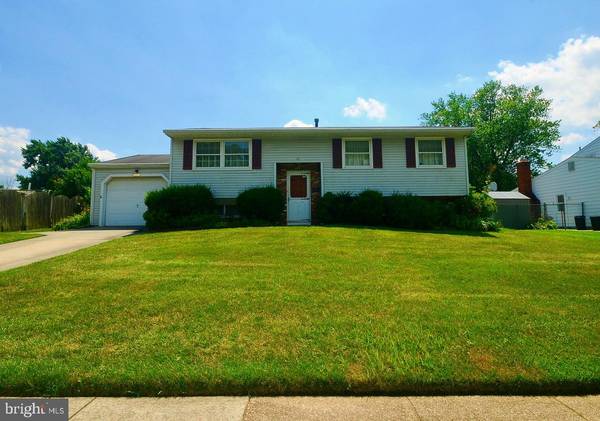 27 SPRING HILL DR, Clementon, NJ 08021