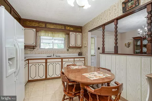 Bellmawr, NJ 08031,328 PEACH RD