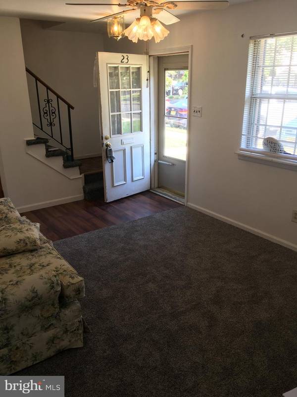 Lindenwold, NJ 08021,23 COLONIAL SQUARE DR