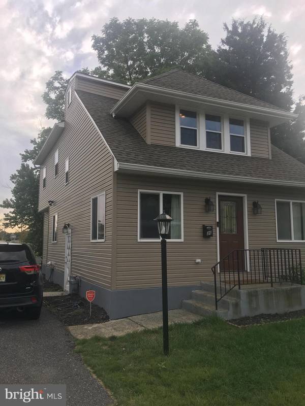 36 W CHARLESTON AVE, Lawnside, NJ 08045