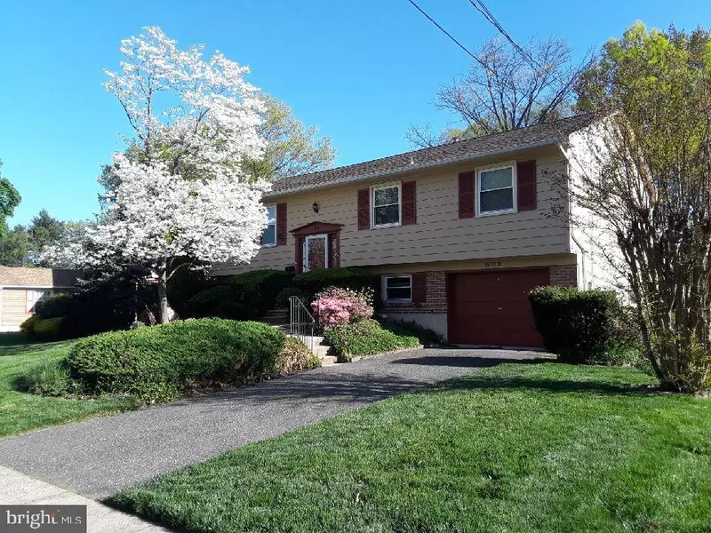 609 CROYDEN DR, Cherry Hill, NJ 08003