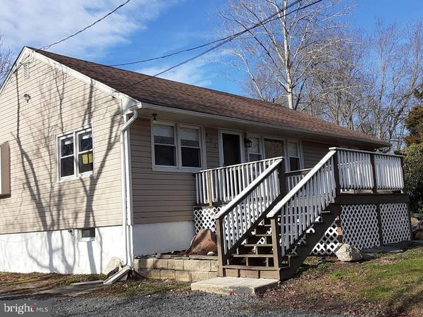 425 ERIAL RD, Sicklerville, NJ 08081