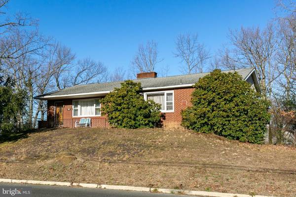 2896 GARWOOD RD, Sicklerville, NJ 08081