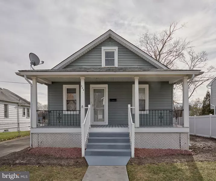 224 E WASHINGTON AVE, Magnolia, NJ 08049