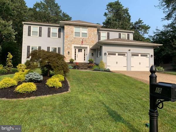 10 ASHTON DR, Voorhees, NJ 08043