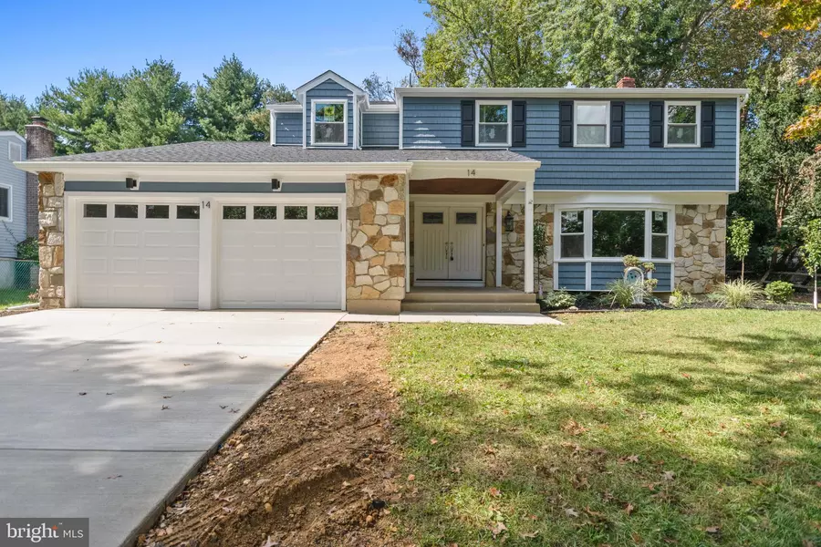 14 LISA LN, Cherry Hill, NJ 08003