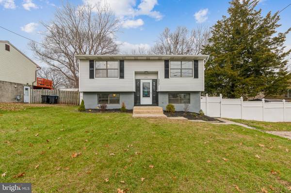 327 6TH AVE, Lindenwold, NJ 08021