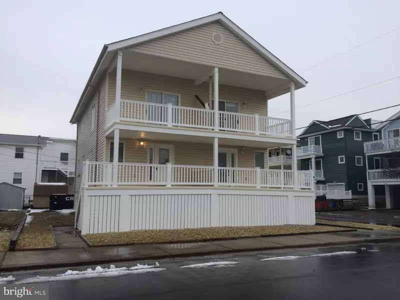 205 30TH ST #B, Ocean City, NJ 08226