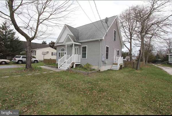 31 N 12TH ST, Villas, NJ 08251