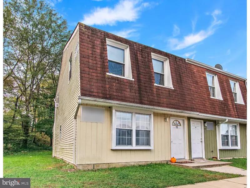 15 BEAU RIVAGE DR, Glassboro, NJ 08028