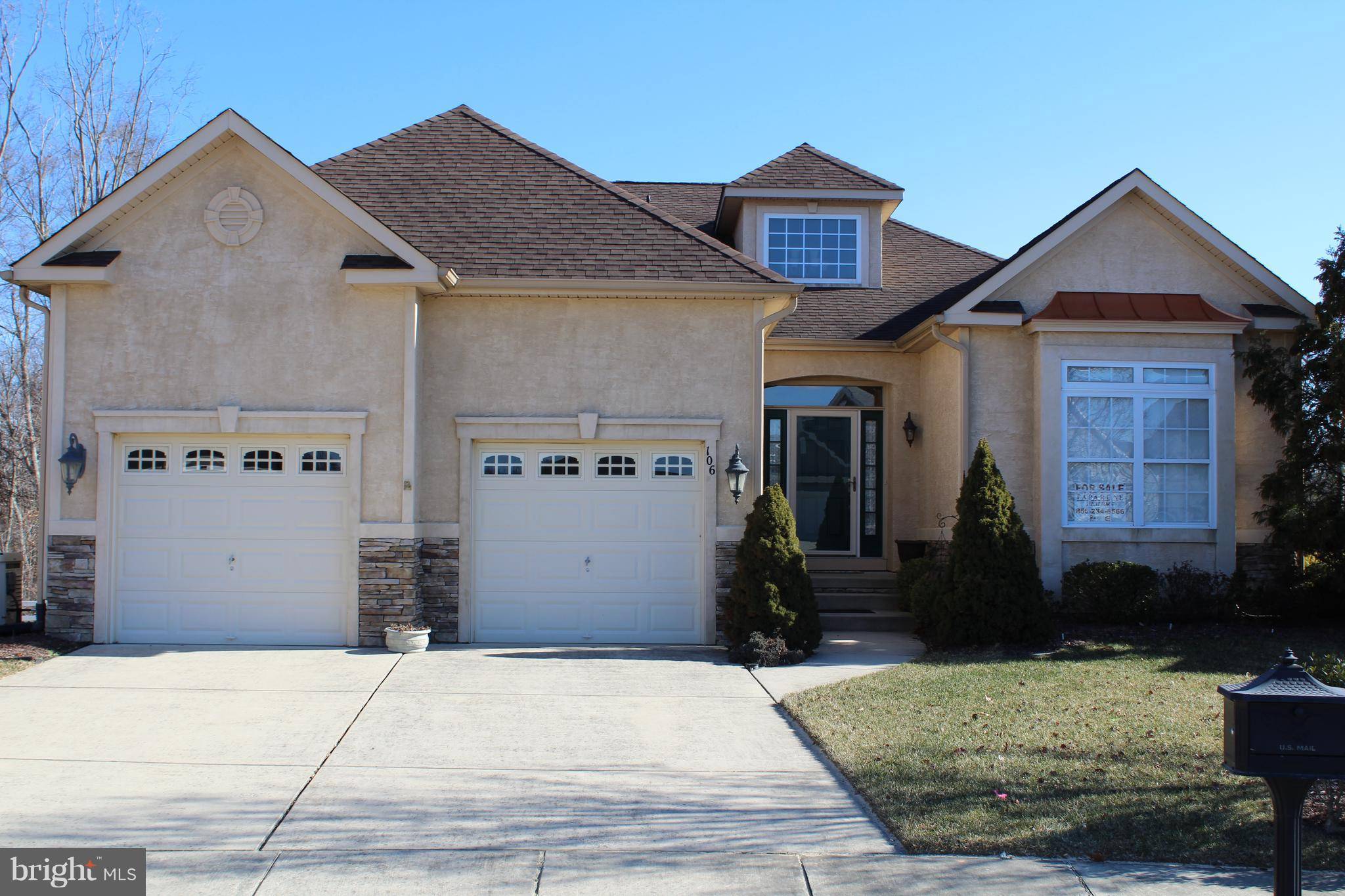 106 HUMMINGBIRD, Sewell, NJ 08080