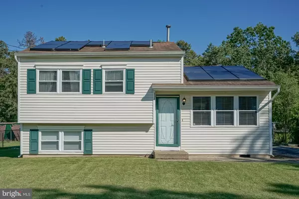 108 HOSPITALITY LN, Williamstown, NJ 08094