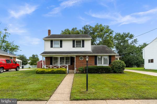 216 MARSHALL AVE, Gibbstown, NJ 08027