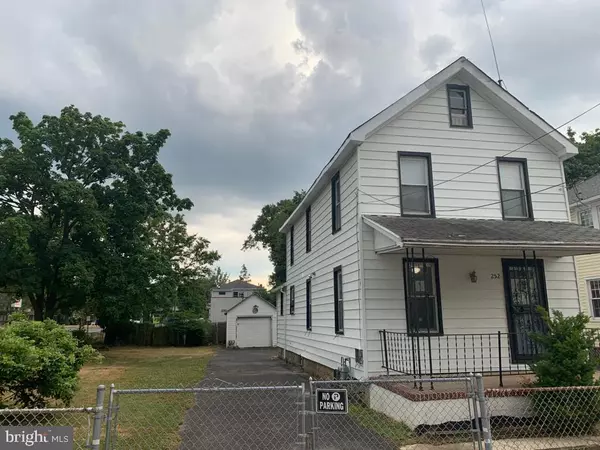 252 BUCK, Paulsboro, NJ 08066