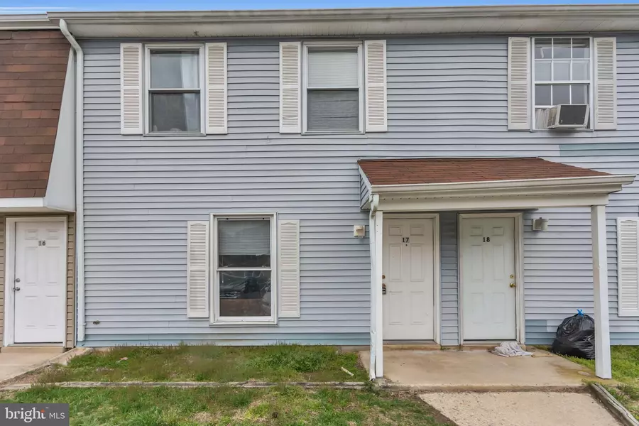 17 BEAU RIVAGE DR, Glassboro, NJ 08028