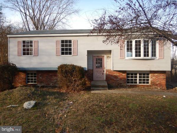 72 CENTER ST, Sewell, NJ 08080