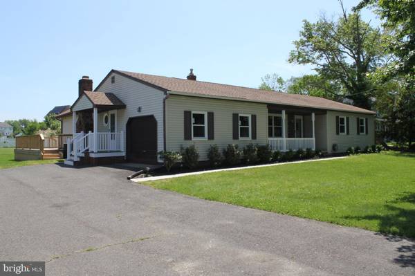 721 GROVE RD, Thorofare, NJ 08086