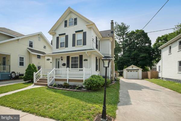 33 MYRTLE AVE, Pitman, NJ 08071