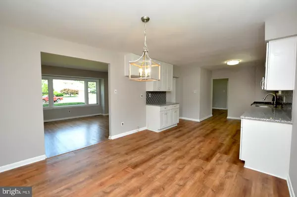 Gibbstown, NJ 08027,94 MEMORIAL AVE