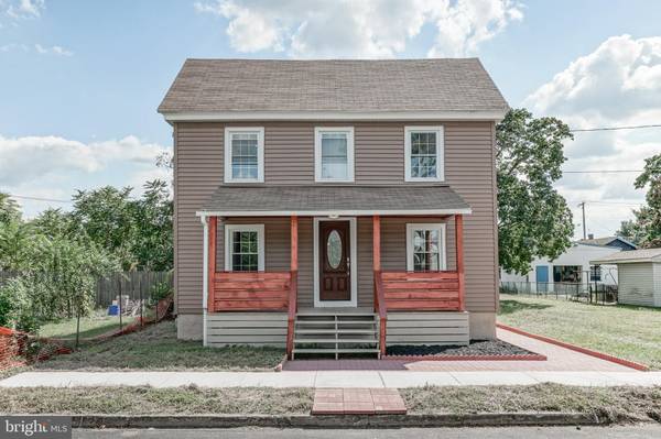 108 E WOOD ST, Paulsboro, NJ 08066