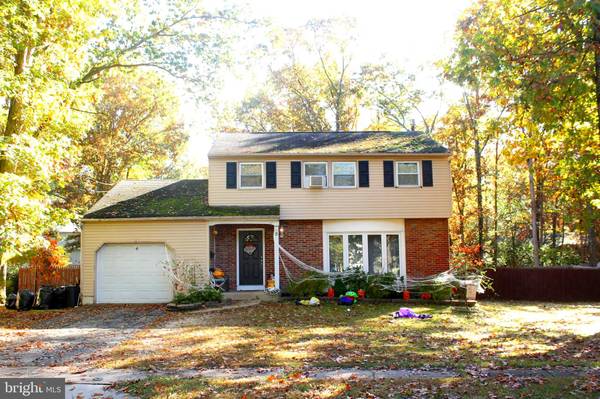 8 AMHERST CT, Turnersville, NJ 08012