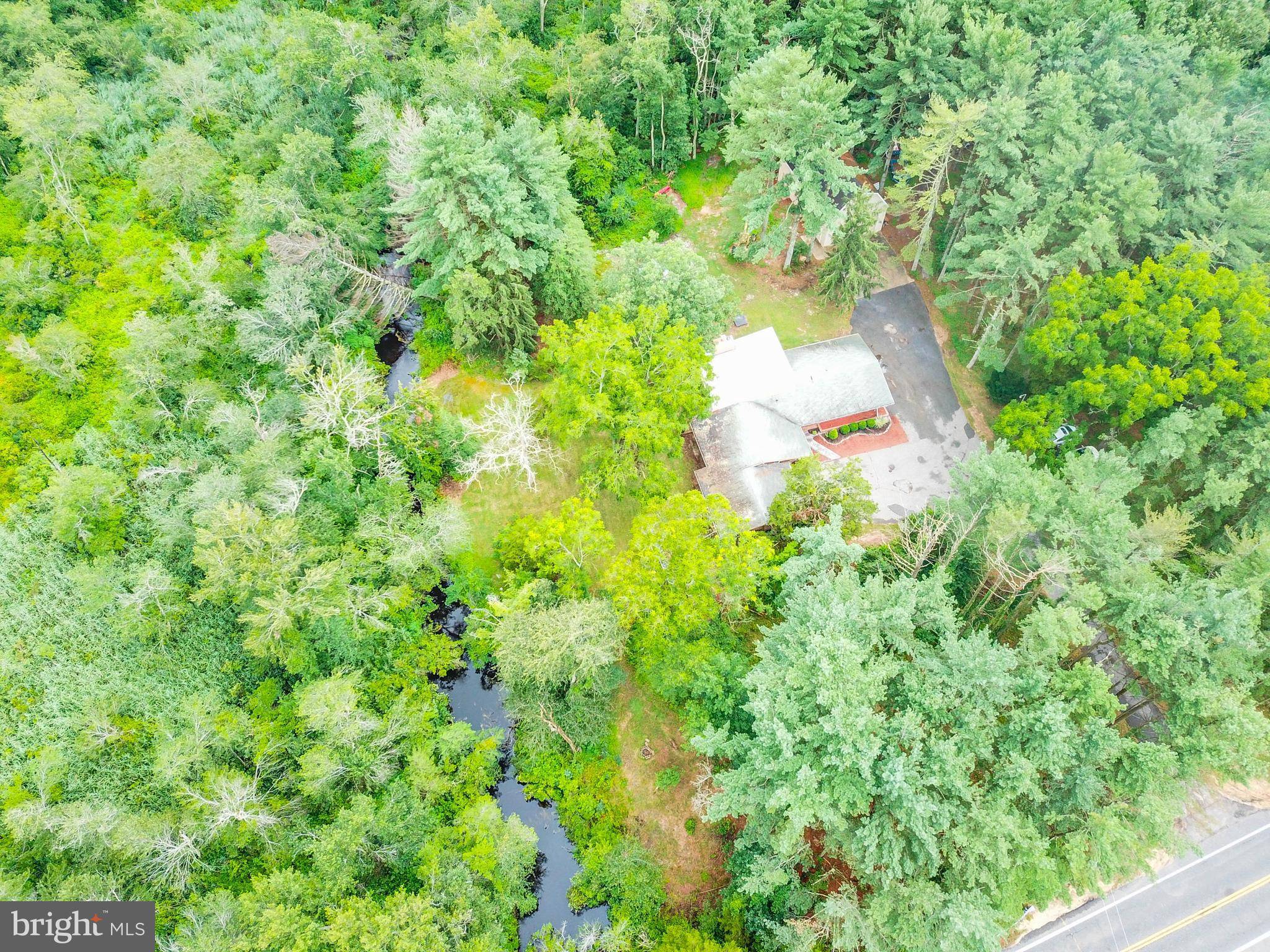 1528 E MALAGA RD, Williamstown, NJ 08094