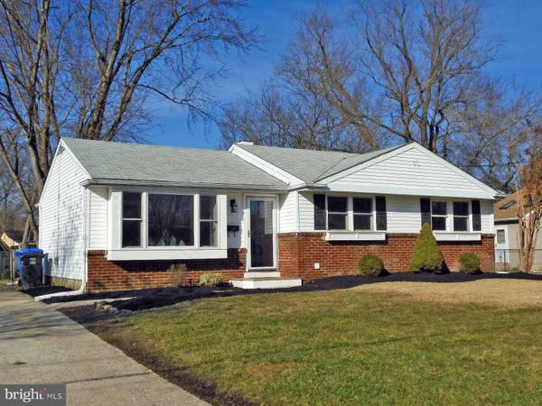 10 WINSLOW RD, Sewell, NJ 08080