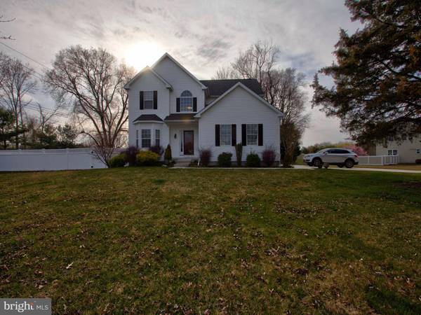 1 MACKENZIE CT, Sewell, NJ 08080