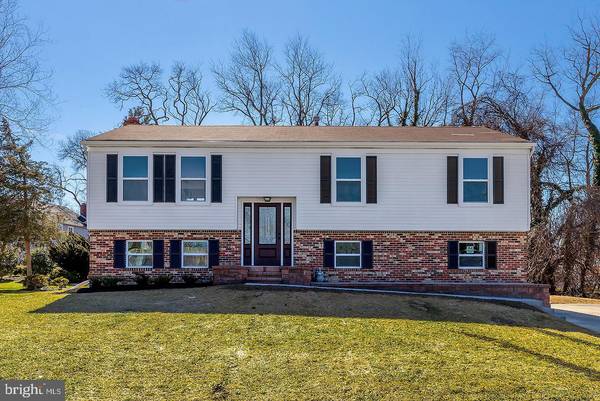 119 BURNING TREE RD, Woodbury, NJ 08096