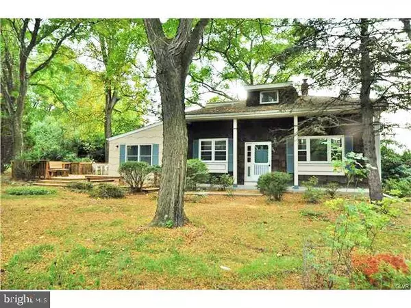 249 MOUNT AIRY RD, Glen Gardner, NJ 08826