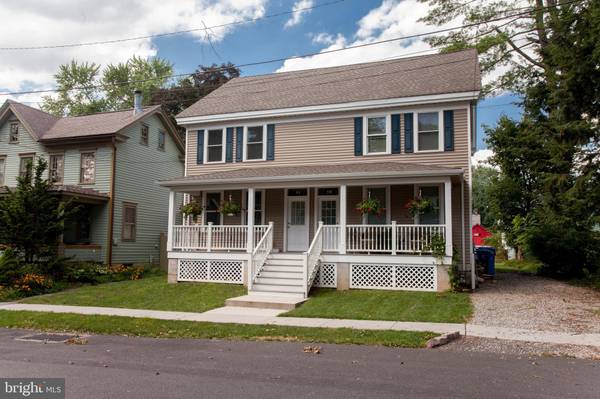 11 6TH ST, Frenchtown, NJ 08825