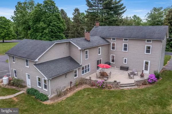 Frenchtown, NJ 08825,159 OAK SUMMIT RD