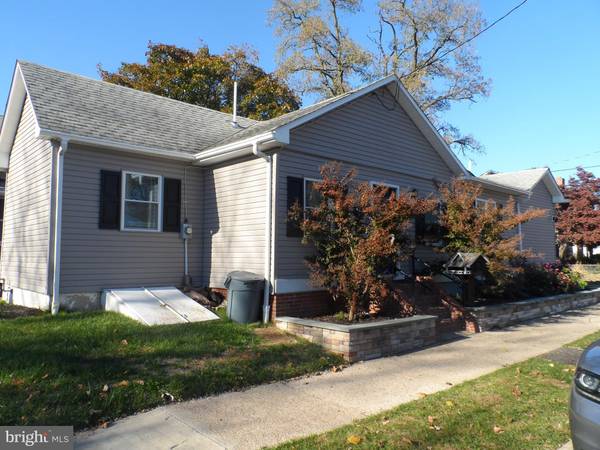 362 MCCLELLAN AVE, Hamilton, NJ 08609