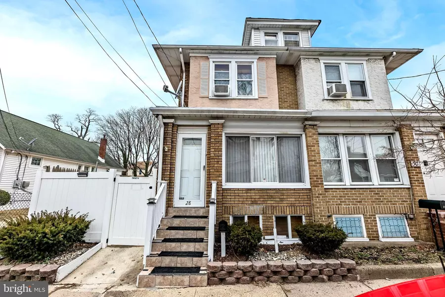 28 KEARNEY AVE, Trenton, NJ 08629