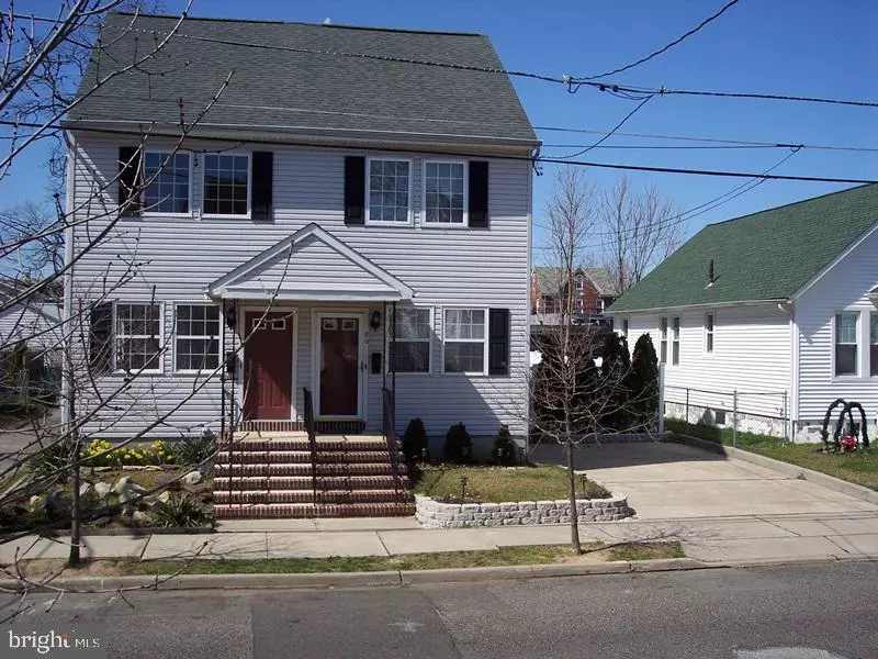 18 KEARNEY AVE, Trenton, NJ 08629