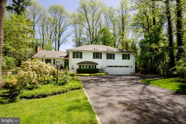 9 PARDOE RD, Princeton, NJ 08540