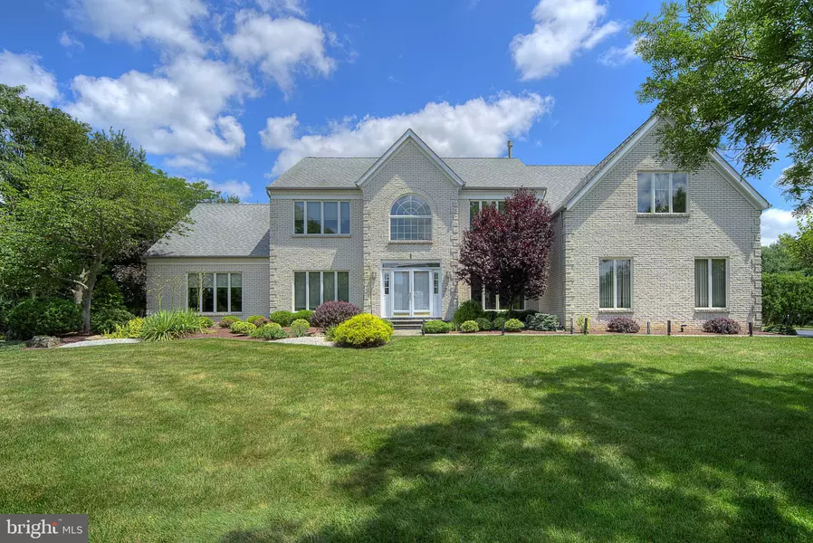 1 NORFOLK CT, Princeton Junction, NJ 08550