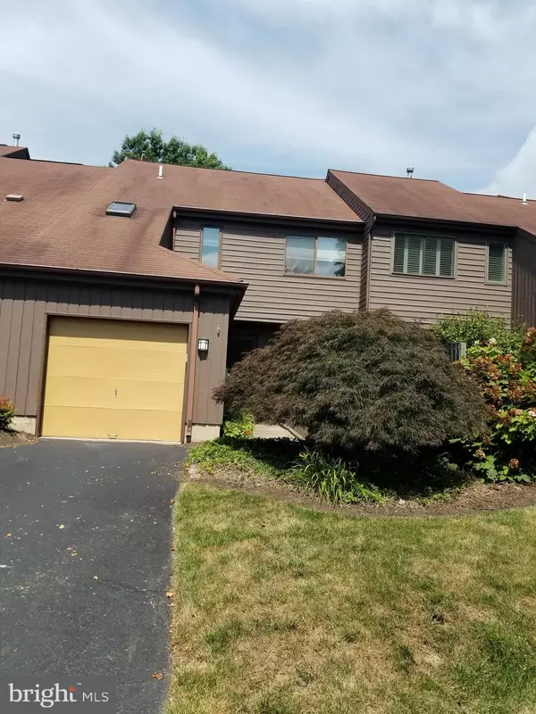 44 REBECCA CT, Ewing, NJ 08628