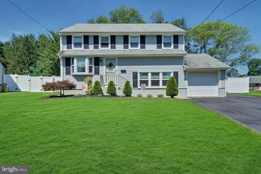 7 MALLORY WAY, Hamilton, NJ 08610