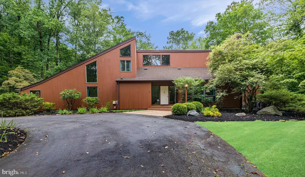 1025 STUART RD, Princeton, NJ 08540