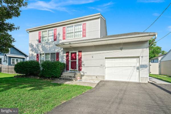 82 HOOVER AVE, Hamilton, NJ 08619