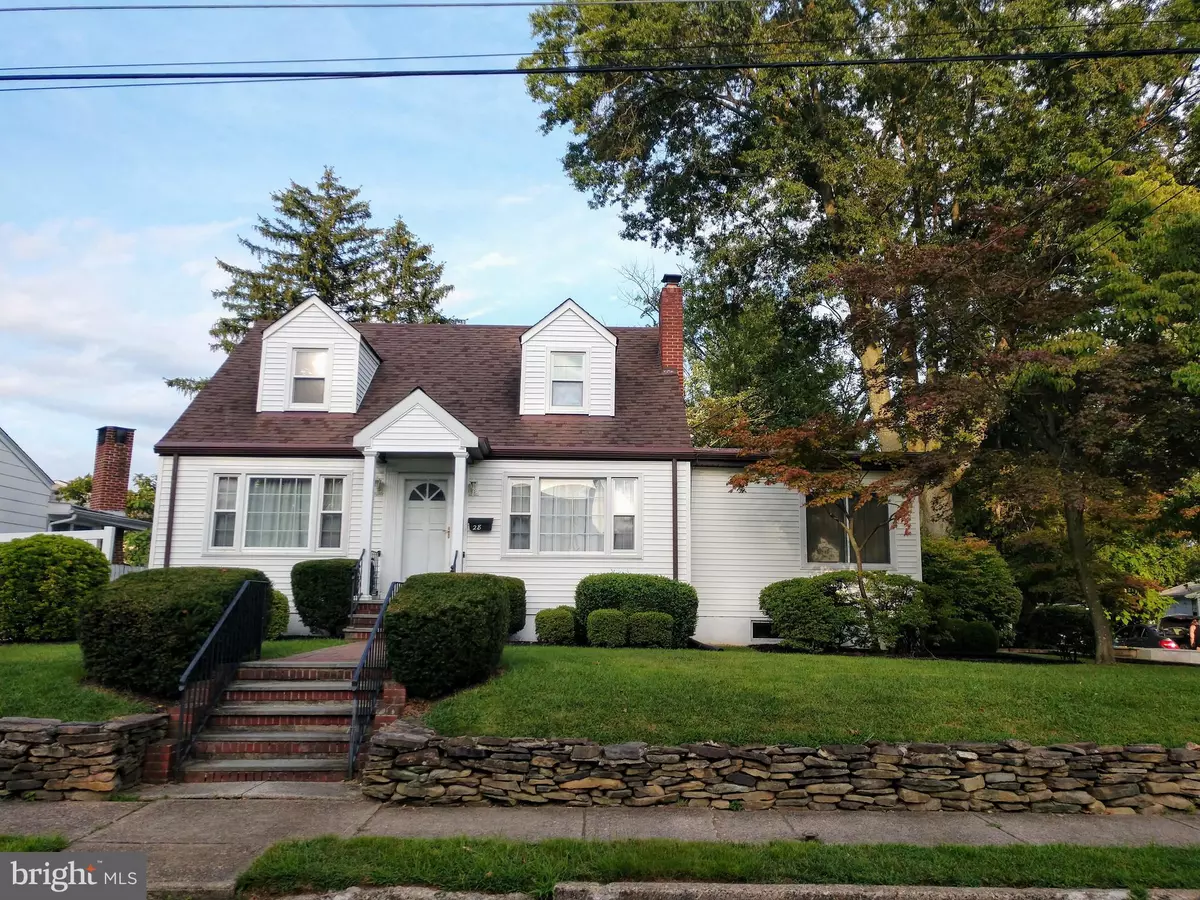 Ewing, NJ 08638,28 DAWES AVE