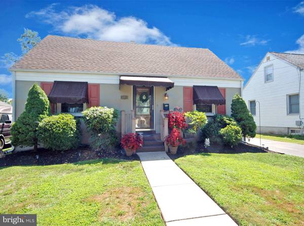 107 SUMMIT AVE, Ewing, NJ 08628