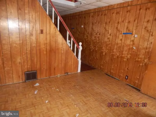 Trenton, NJ 08611,187 DIVISION ST